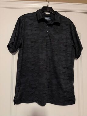 Ben Hogan performance Men's size S Black and Gray Camouflage-Pattern Polo.